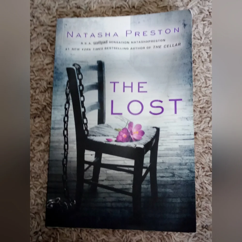 book - Picture 1 of 2